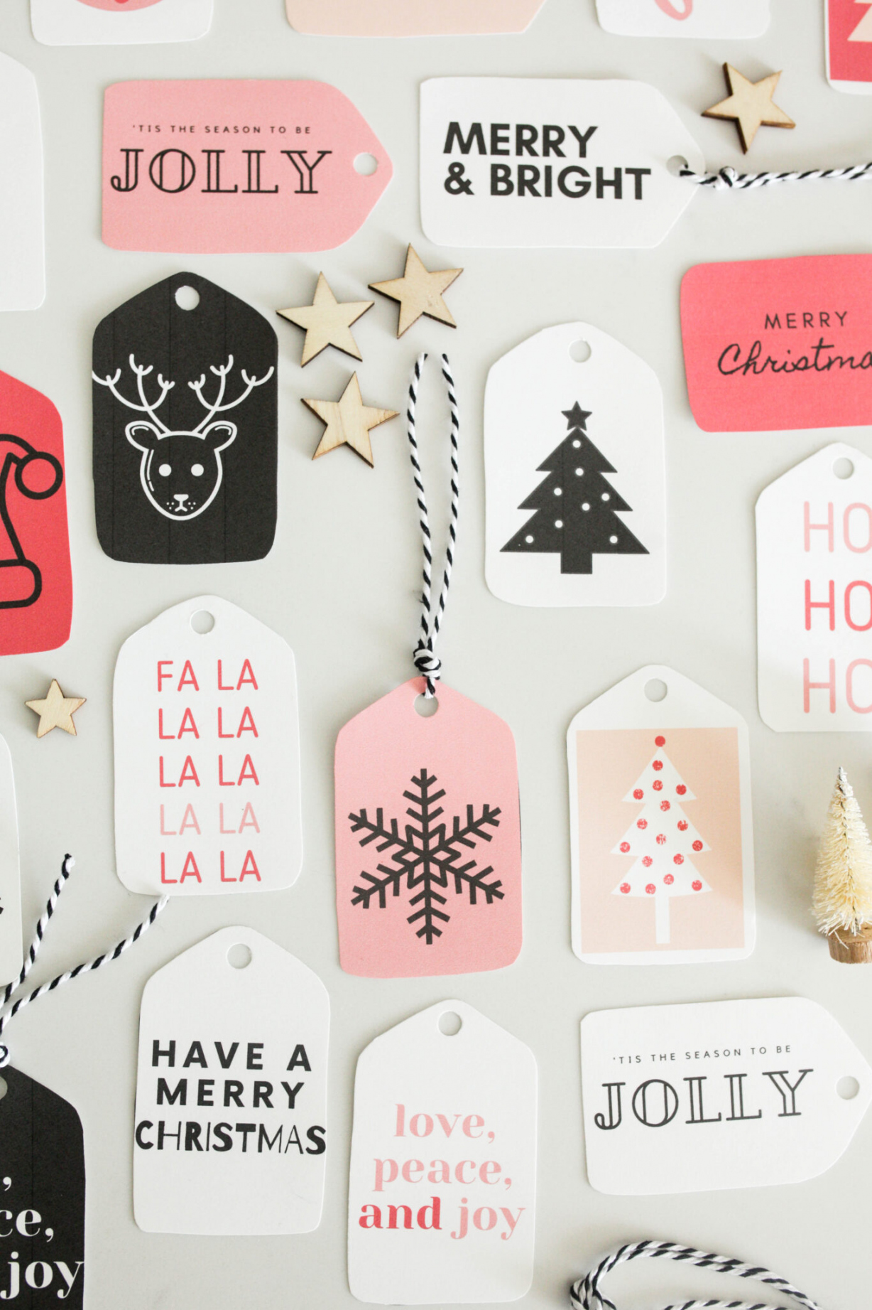 Free Printable Gift Tags - Printable -  Free Printable Christmas Gift Tags + Simple Wrapping Ideas