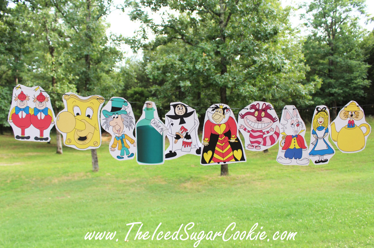 Diy Birthday Blog: Alice In Wonderland Photo Booth Props And for Free Alice In Wonderland Photo Booth Printables