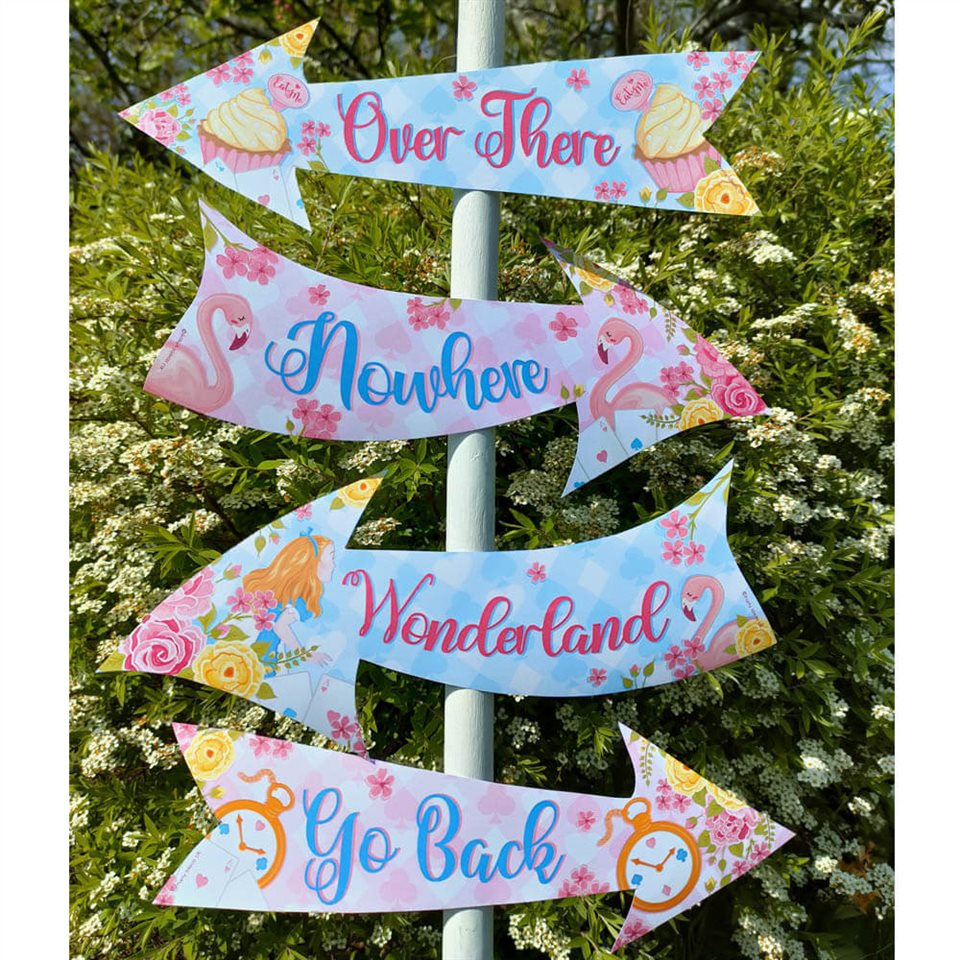 Dreamy Alice In Wonderland Party Signs throughout Alice in Wonderland Free Printable Signs