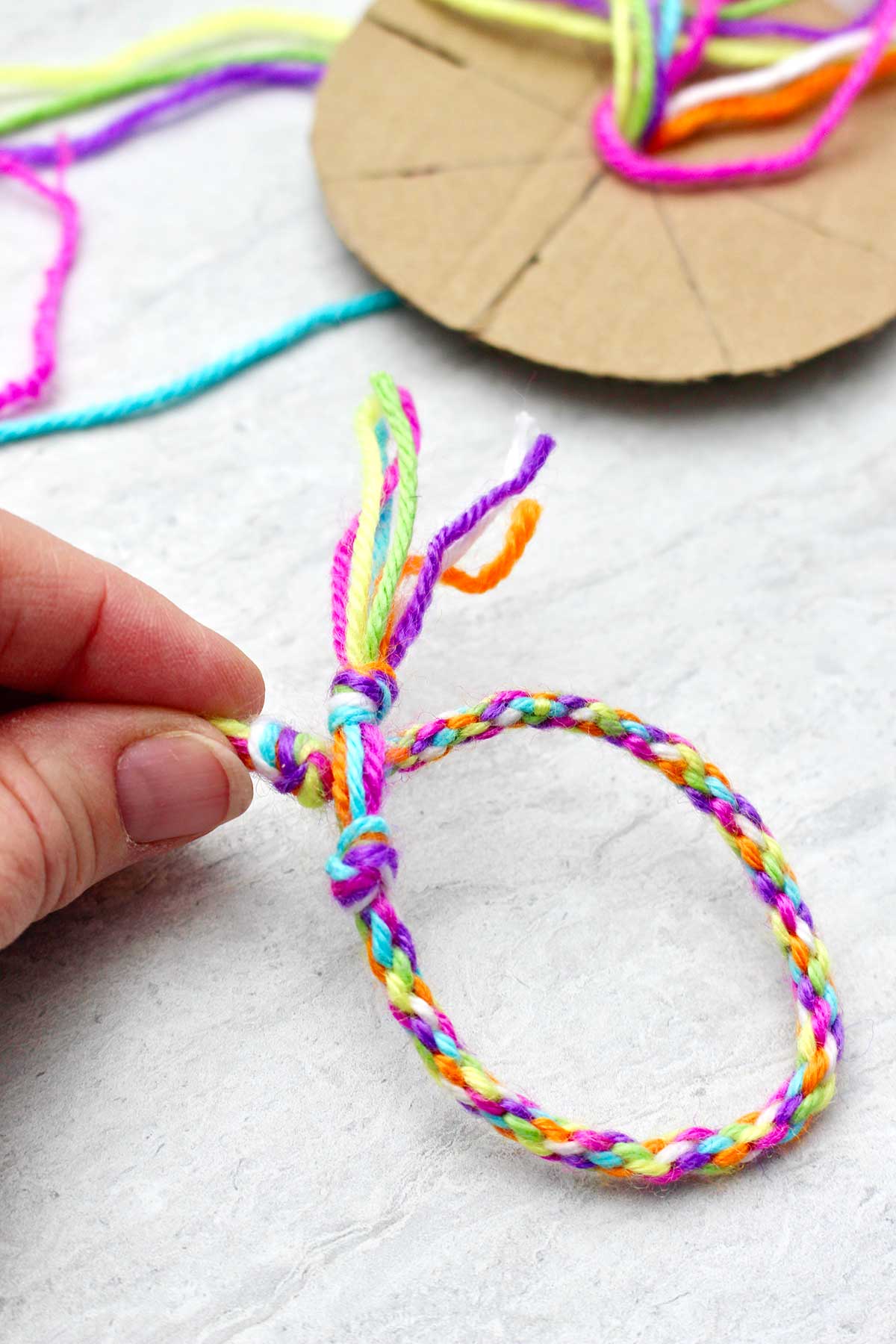 Diy Round Friendship Bracelet Cardboard Loom