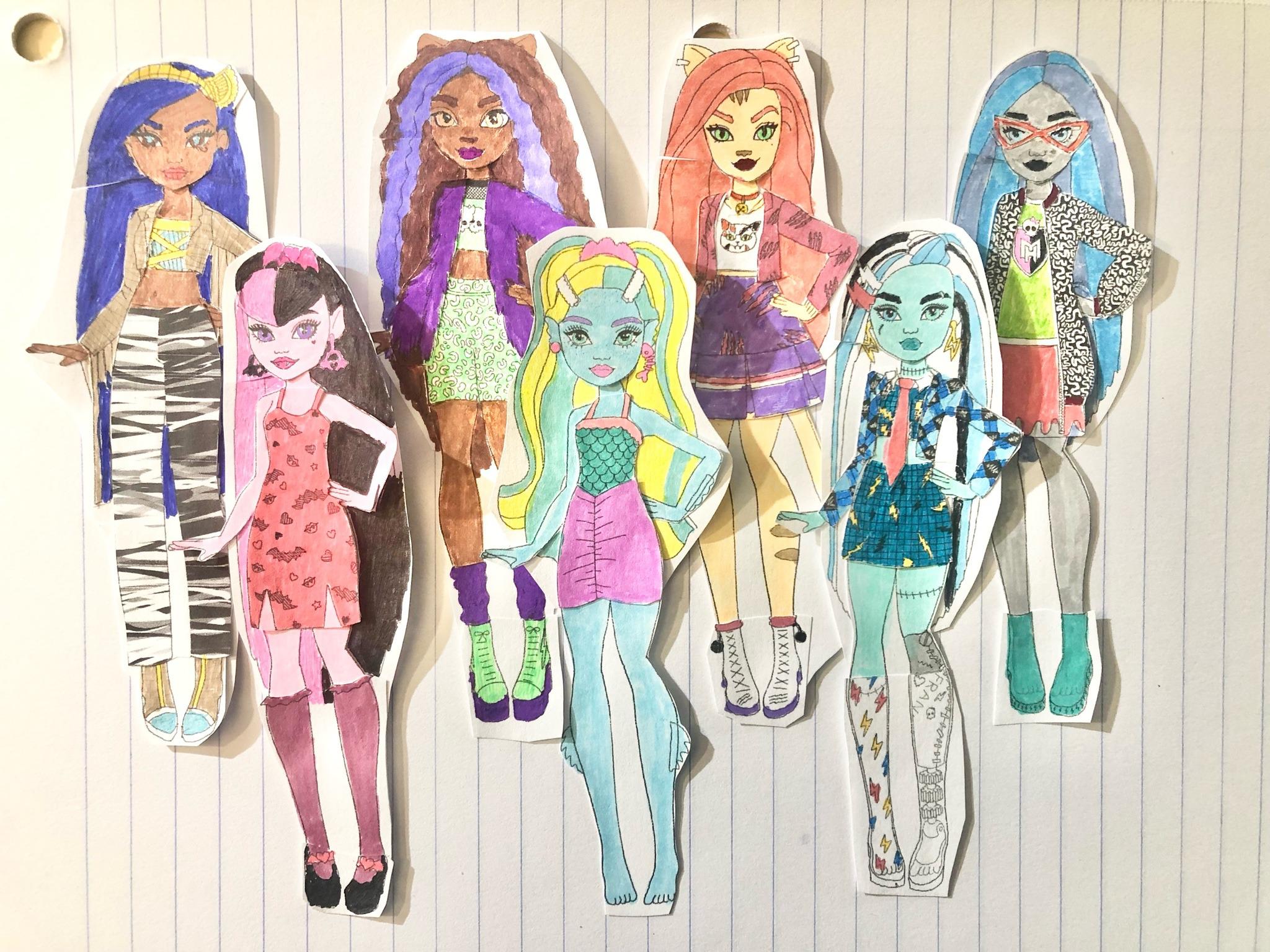 Free Printable Paper Dolls To Dress And Color