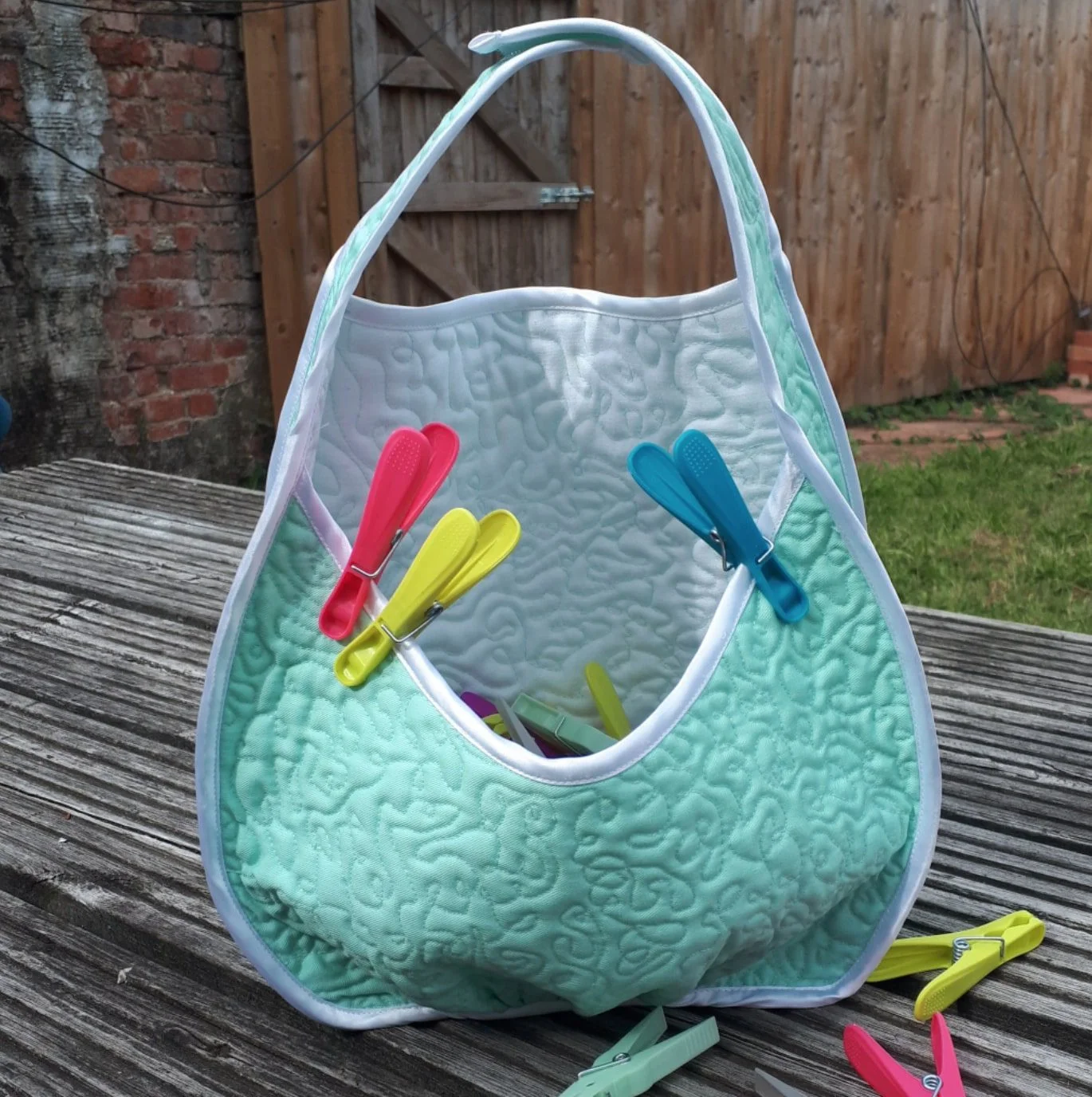 Peg Bag Free Sewing Pattern And Tutorial