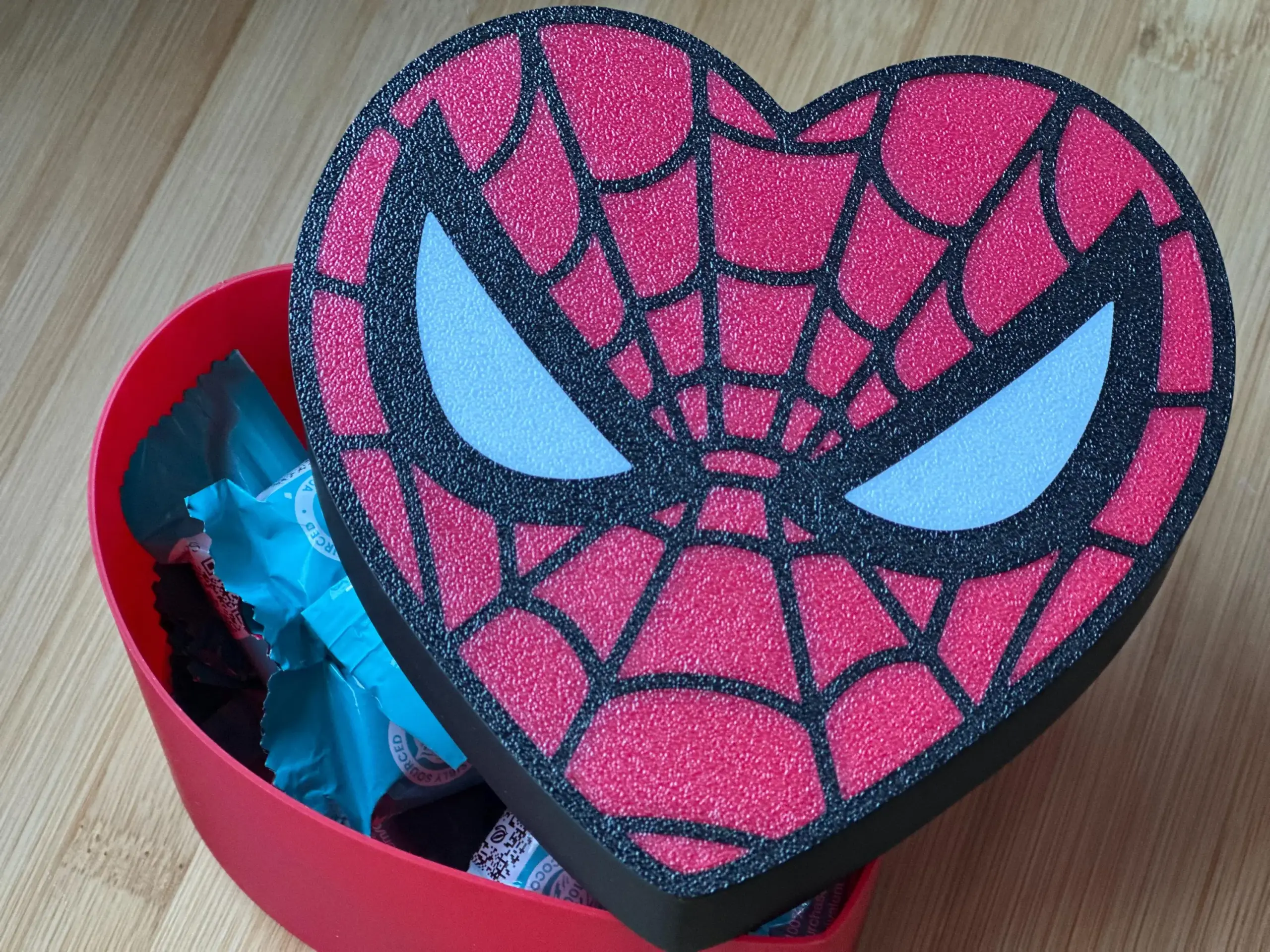 Spiderman Heart Shaped Gift Box Marvel