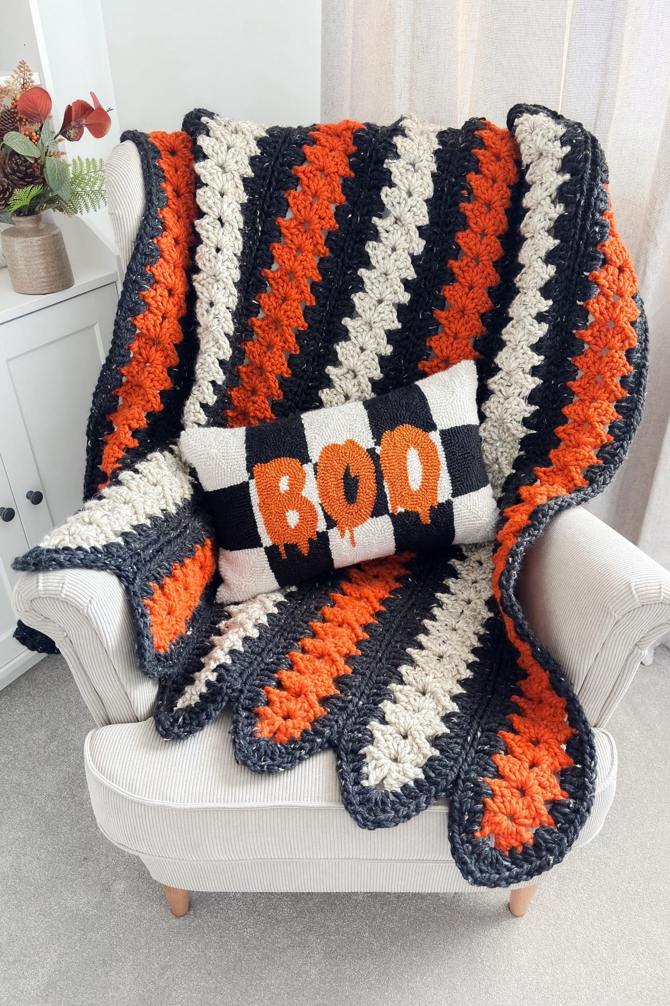 Spooky Strips Halloween Mile A Minute Crochet Blanket Free Pattern And Video Tutorial